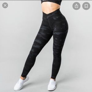 Alphalete Surface Path Leggings